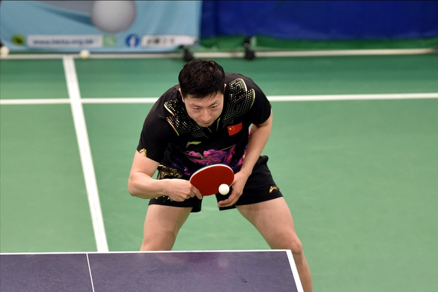 NG娱乐-Rookie巅峰对决，梅西与90激战巴塞罗那分钟，回归赛场胜负难料！的简单介绍